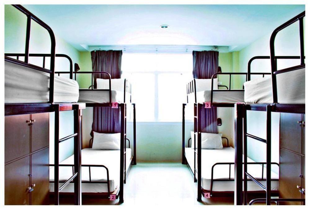 Link Corner Hostel Бангкок Экстерьер фото