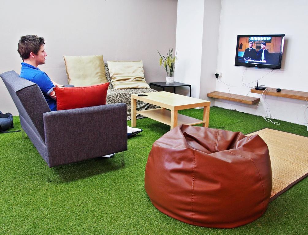Link Corner Hostel Бангкок Экстерьер фото