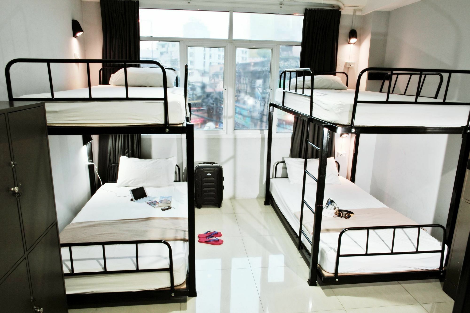 Link Corner Hostel Бангкок Экстерьер фото